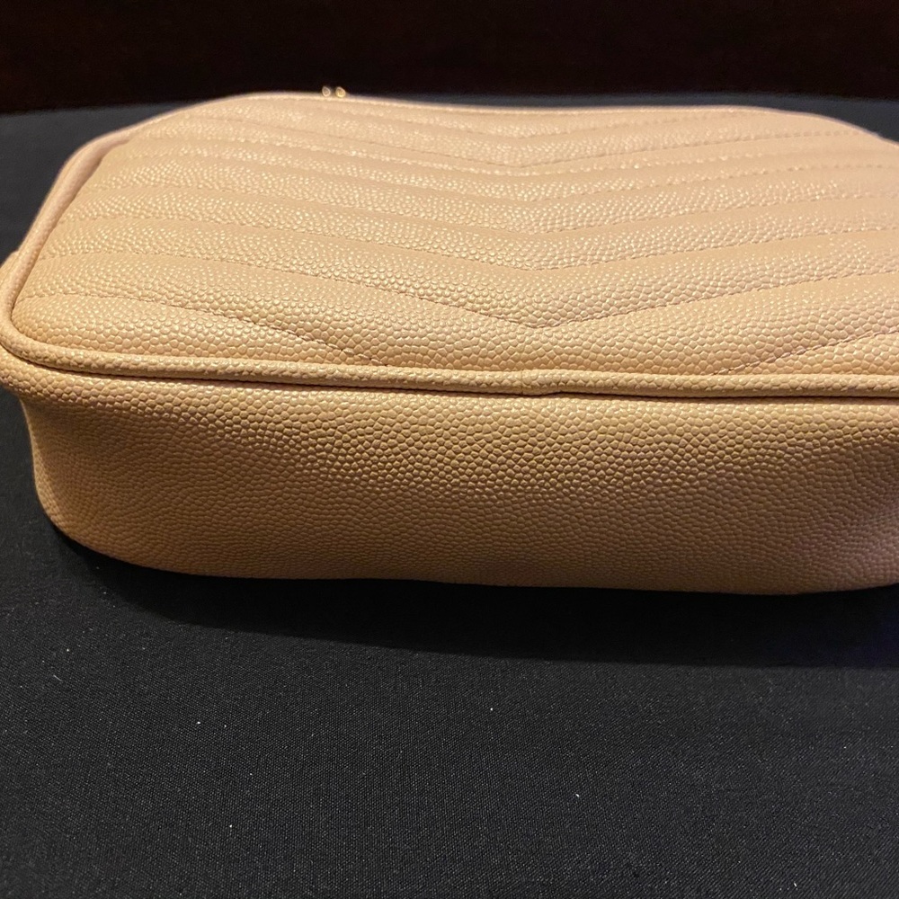 Saint Laurent Mini Lou matalasse leather camera bag - Picture 6 of 9
